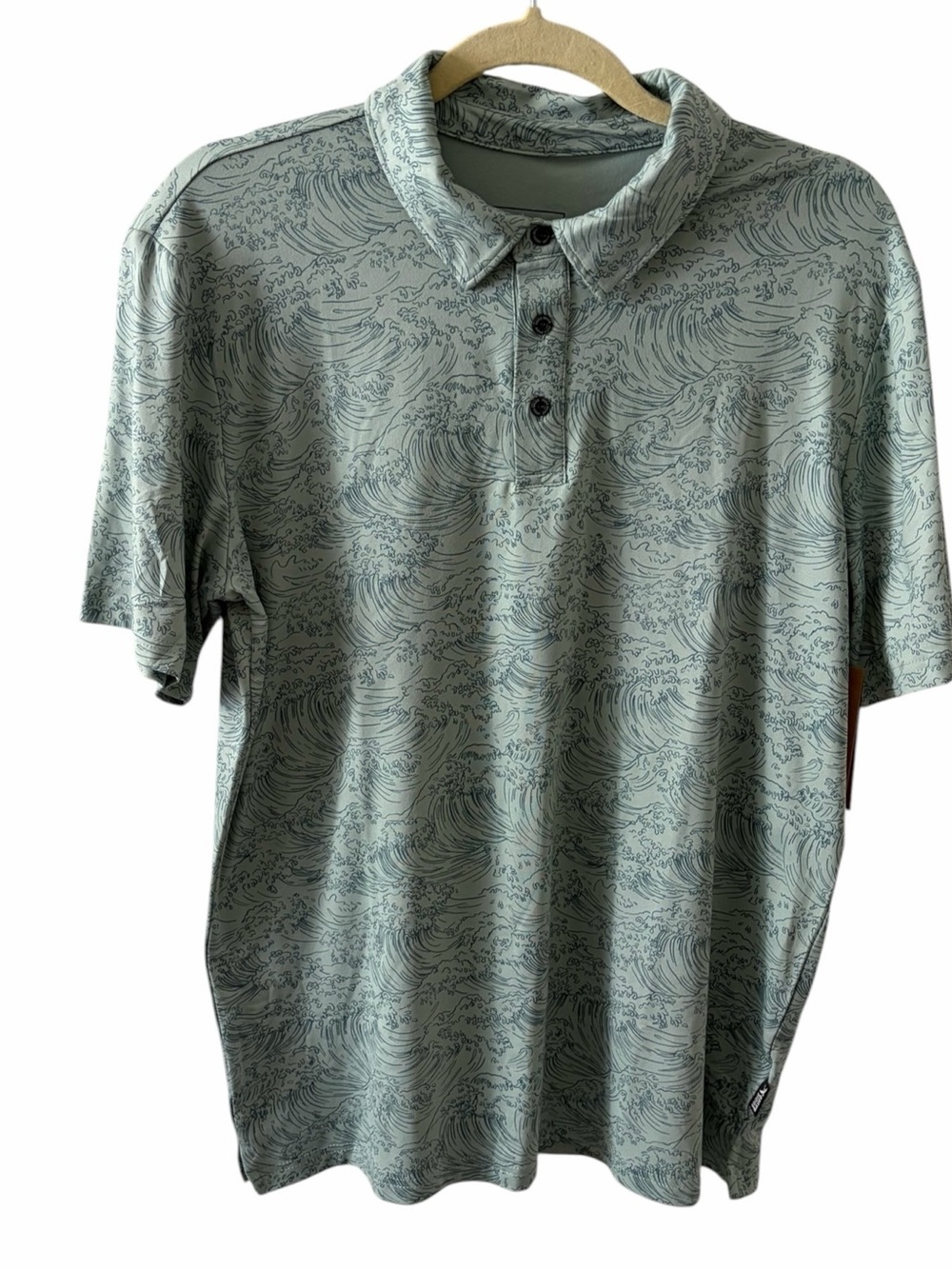 Eddie Bauer Men's classic Japanese Wave-Print Polo Shirt in Light Sage Size M